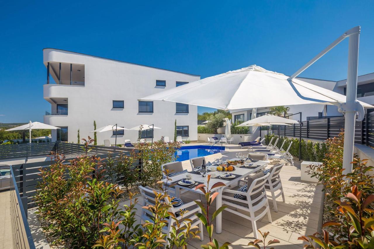 Villa Poseidon Rova By El-Pi Tours مالينسكا المظهر الخارجي الصورة